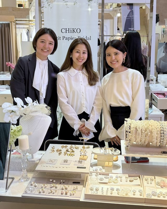 卒業生の3人